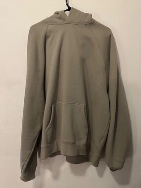 FOG Fear Of God ESSENTIALS Hoodie Size L